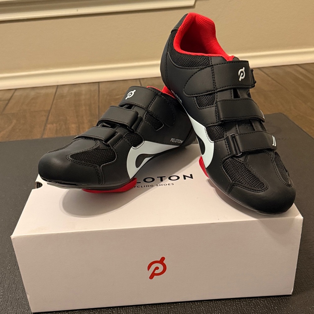 Peloton Men's Black and Red Cycling Shoes